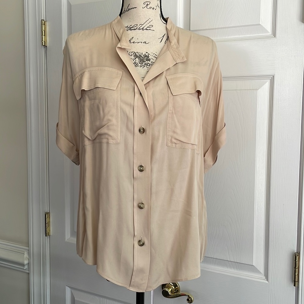Chico’s buttons down shirt
